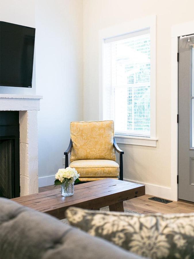 Farmhouse Suites By Amish Country Lodging Милърсбърг Екстериор снимка